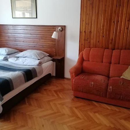 Szatmari Apartman Мішкольц Екстер'єр фото